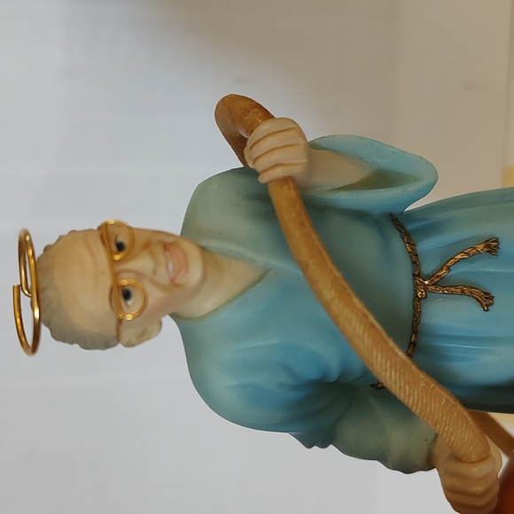 ALMOST ANGELS, BOUGHT AT SAINT FRANCIS HOSPITAL 🏥 IN TULSA OK - Picture 4 of 10